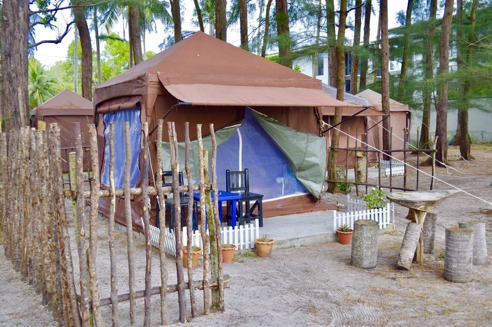 Micky Monkey Beach Hotel Phuket Maikhao Thailand Maikhau-part Kültér fotó