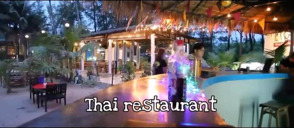 Micky Monkey Beach Hotel Phuket Maikhao Thailand Maikhau-part Kültér fotó